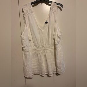 Torrid size 4 sleeveless blouse